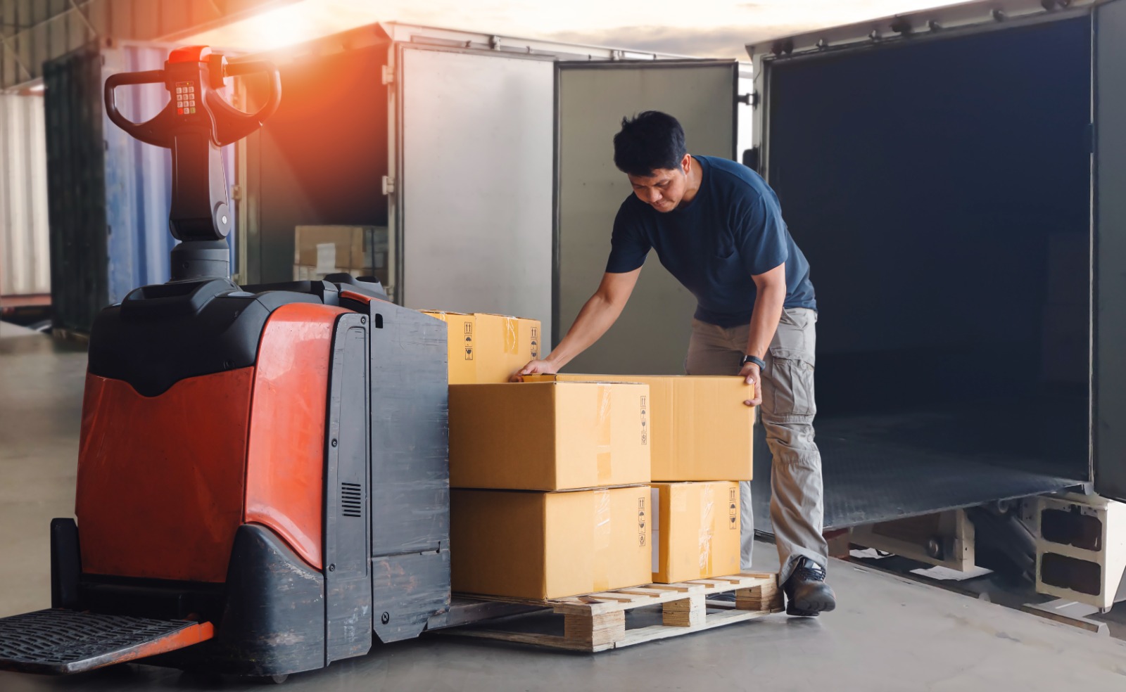 Moving Tips in Dubai – A Complete Guide for a Stress-Free Relocation